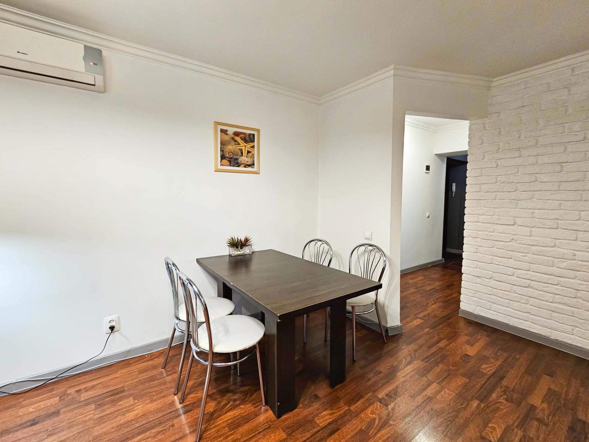 Nadezhda Apartments On The Nauryzbai Batyr 82 阿拉木图 外观 照片